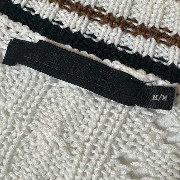 Vintage L.A.M.B White Varsity V-Neck sweater - Picture 4 of 8